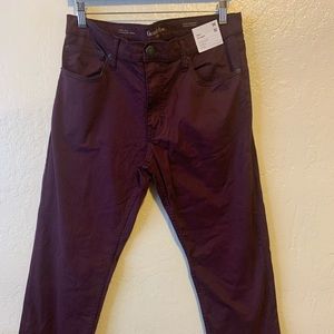 NWT Men’s Burgundy Jeans Slim Straight Leg Denim
